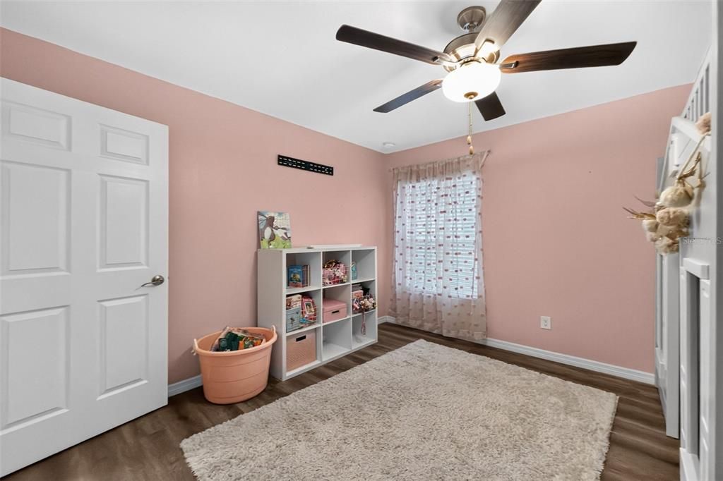 For Sale: $350,000 (4 beds, 2 baths, 1842 Square Feet)