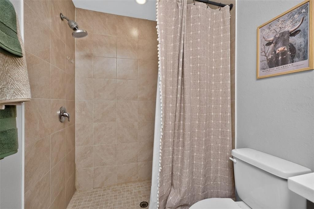 For Sale: $350,000 (4 beds, 2 baths, 1842 Square Feet)