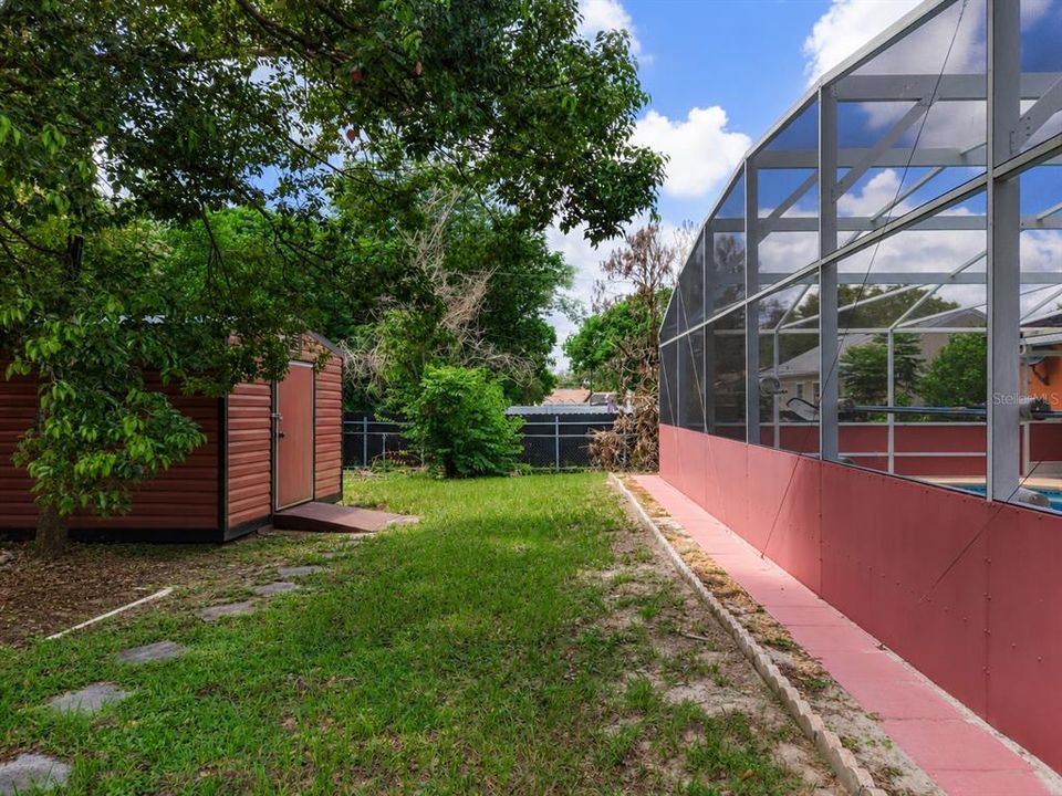 For Sale: $320,000 (3 beds, 2 baths, 1192 Square Feet)