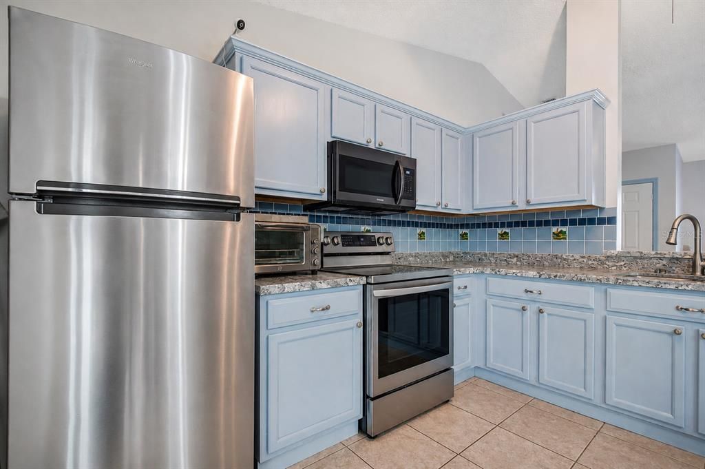 For Sale: $320,000 (3 beds, 2 baths, 1192 Square Feet)