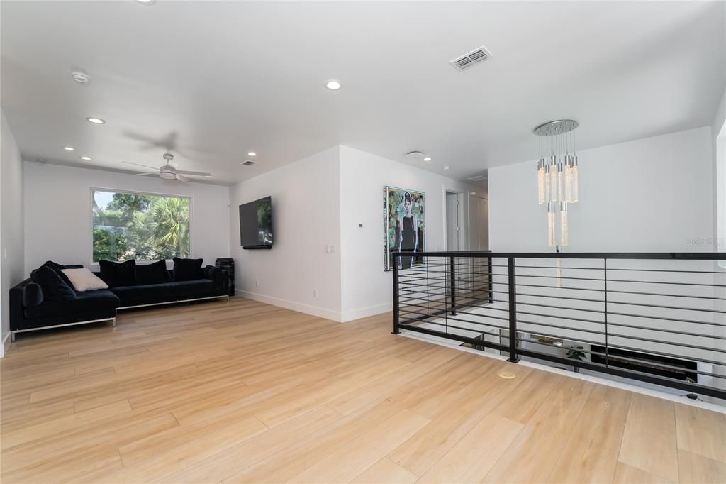 En Venta: $2,395,000 (5 camas, 5 baños, 4094 Pies cuadrados)