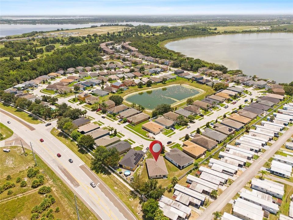 На продажу: $310,000 (4 спален, 2 ванн, 1842 Квадратных фут)