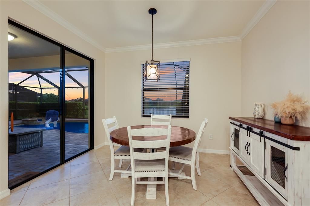 For Sale: $839,900 (5 beds, 4 baths, 3282 Square Feet)