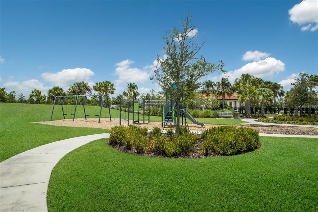 For Sale: $839,900 (5 beds, 4 baths, 3282 Square Feet)
