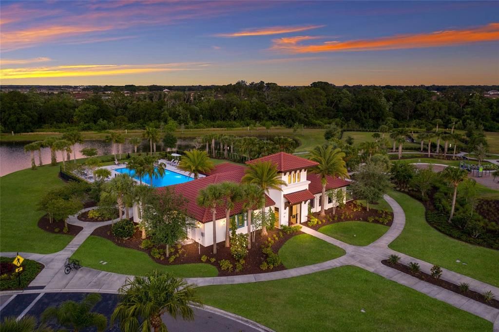 For Sale: $839,900 (5 beds, 4 baths, 3282 Square Feet)