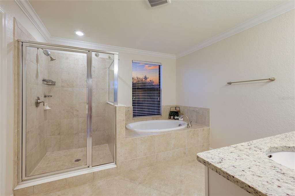 For Sale: $839,900 (5 beds, 4 baths, 3282 Square Feet)