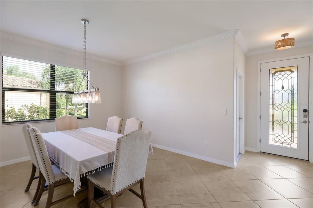 For Sale: $839,900 (5 beds, 4 baths, 3282 Square Feet)