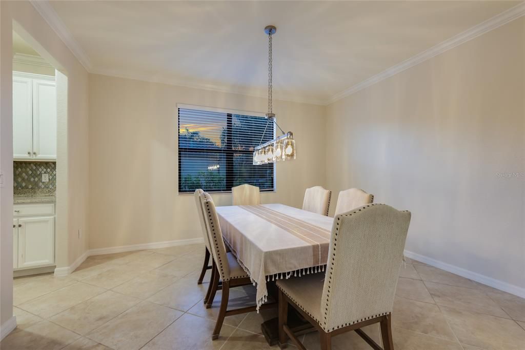 For Sale: $839,900 (5 beds, 4 baths, 3282 Square Feet)