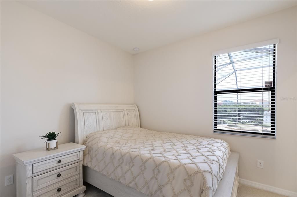For Sale: $839,900 (5 beds, 4 baths, 3282 Square Feet)