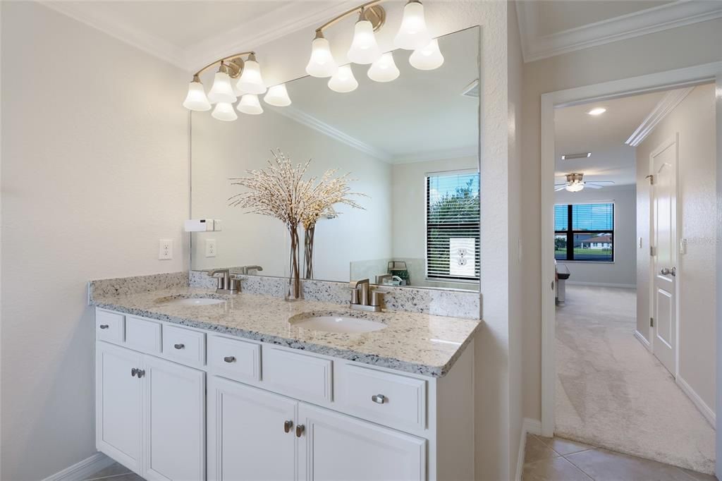 For Sale: $839,900 (5 beds, 4 baths, 3282 Square Feet)