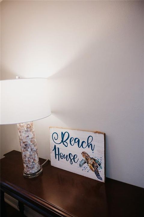 For Sale: $365,000 (2 beds, 2 baths, 1350 Square Feet)