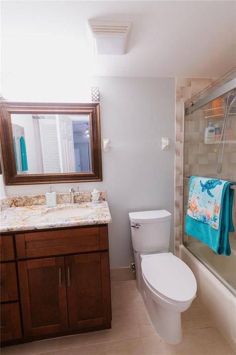 For Sale: $365,000 (2 beds, 2 baths, 1350 Square Feet)