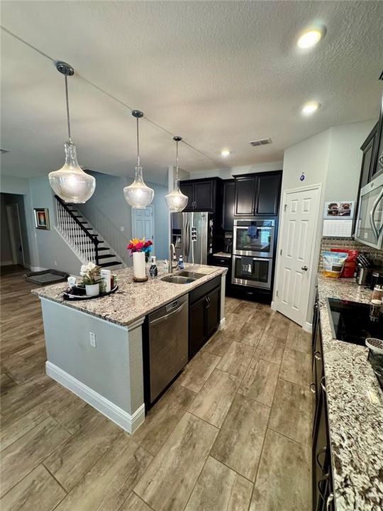 For Sale: $599,995 (4 beds, 4 baths, 3156 Square Feet)