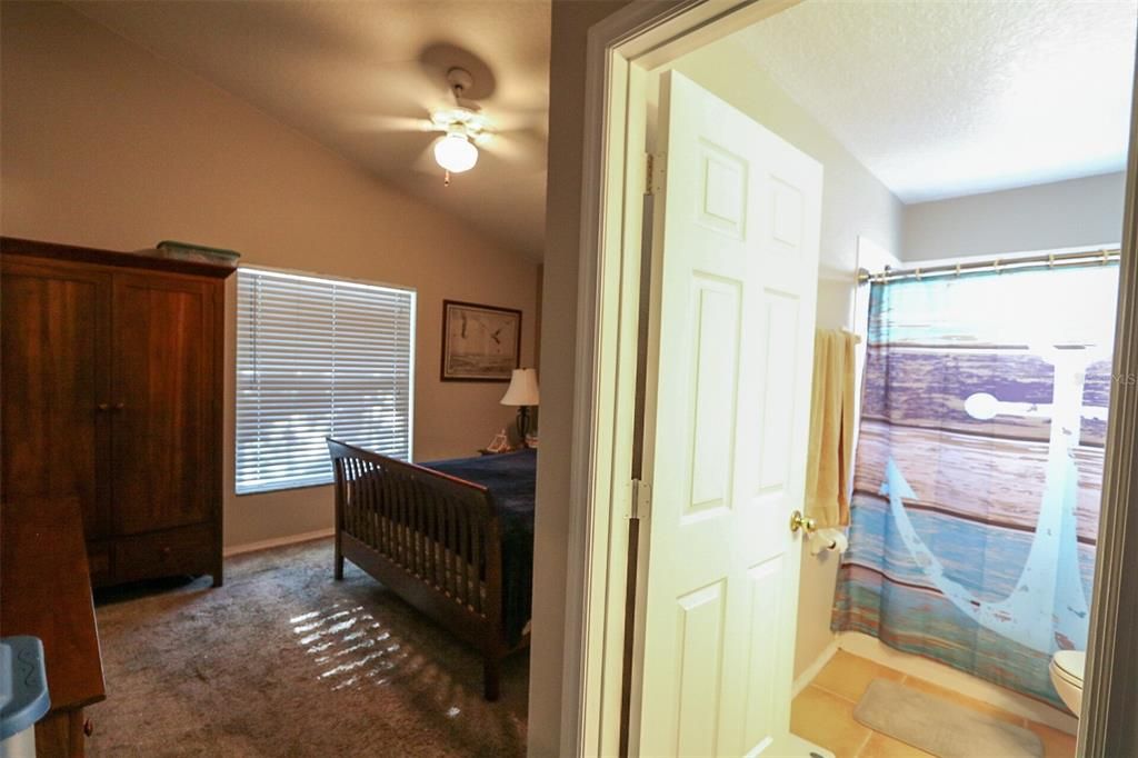 For Rent: $2,650 (3 beds, 2 baths, 1280 Square Feet)
