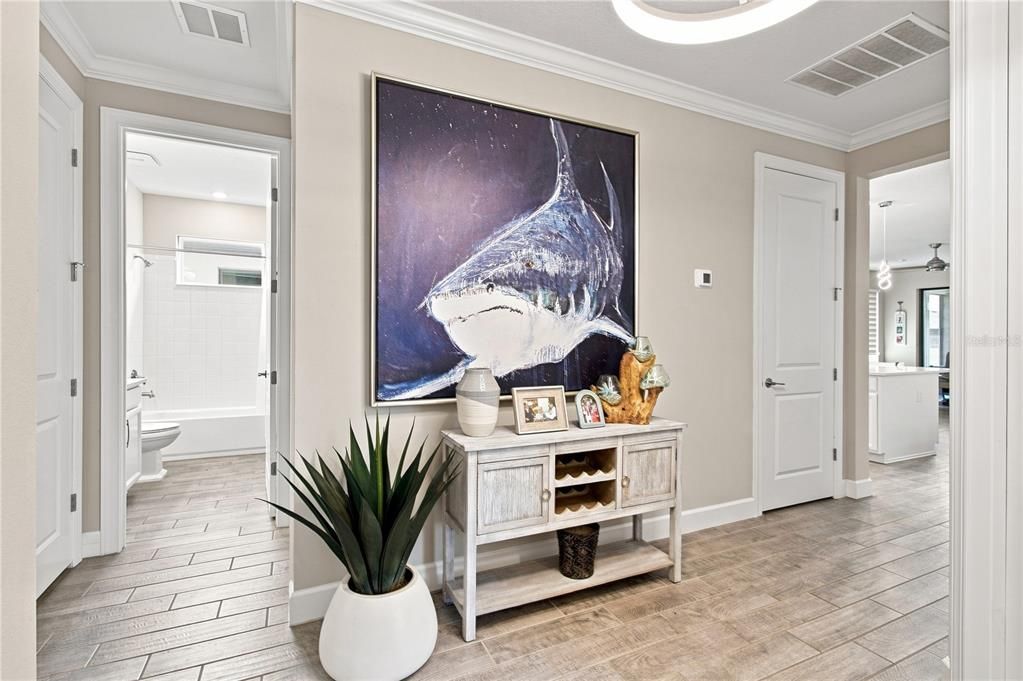 For Sale: $350,000 (2 beds, 2 baths, 1653 Square Feet)