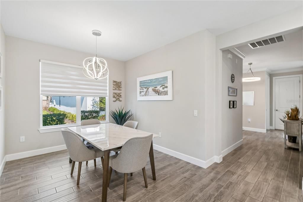 For Sale: $350,000 (2 beds, 2 baths, 1653 Square Feet)