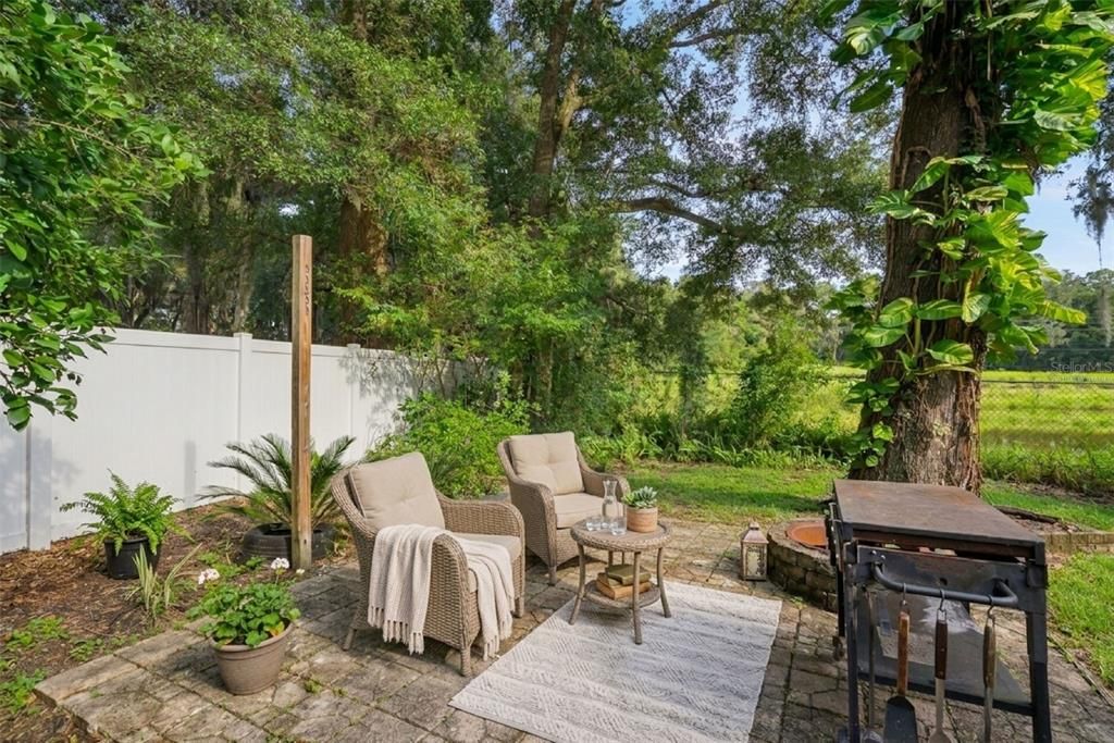 En Venta: $460,000 (4 camas, 2 baños, 2351 Pies cuadrados)
