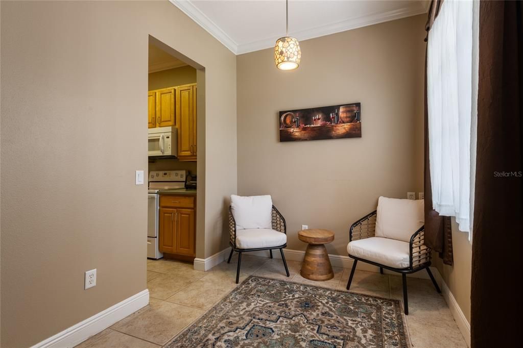 For Sale: $259,900 (2 beds, 2 baths, 1128 Square Feet)
