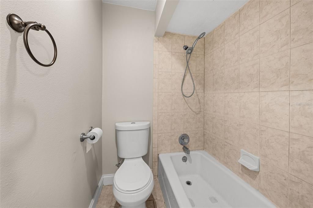 В аренду: $1,700 (2 спален, 2 ванн, 1154 Квадратных фут)