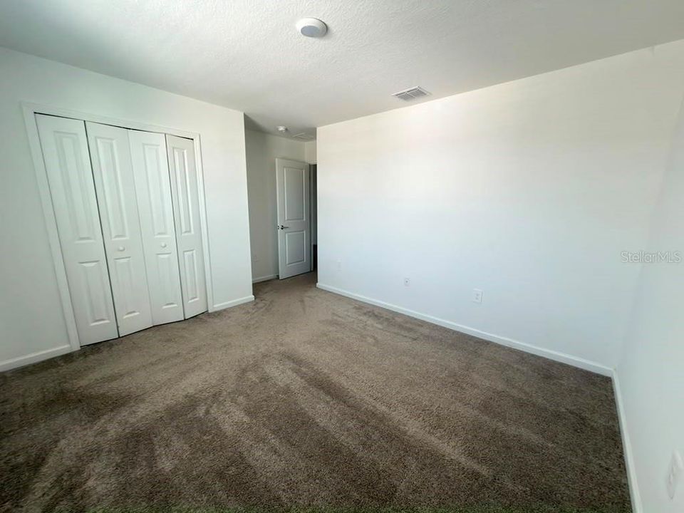 For Rent: $2,300 (4 beds, 2 baths, 2582 Square Feet)