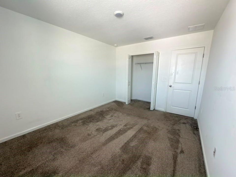For Rent: $2,300 (4 beds, 2 baths, 2582 Square Feet)
