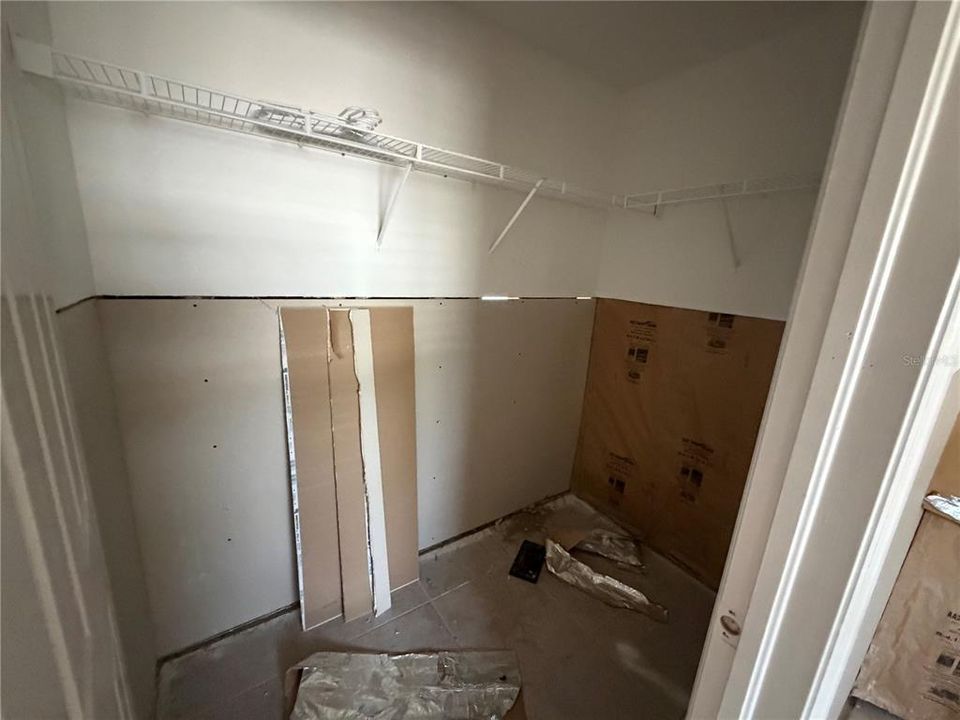 For Sale: $189,900 (2 beds, 2 baths, 1253 Square Feet)