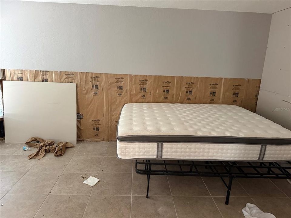 For Sale: $189,900 (2 beds, 2 baths, 1253 Square Feet)