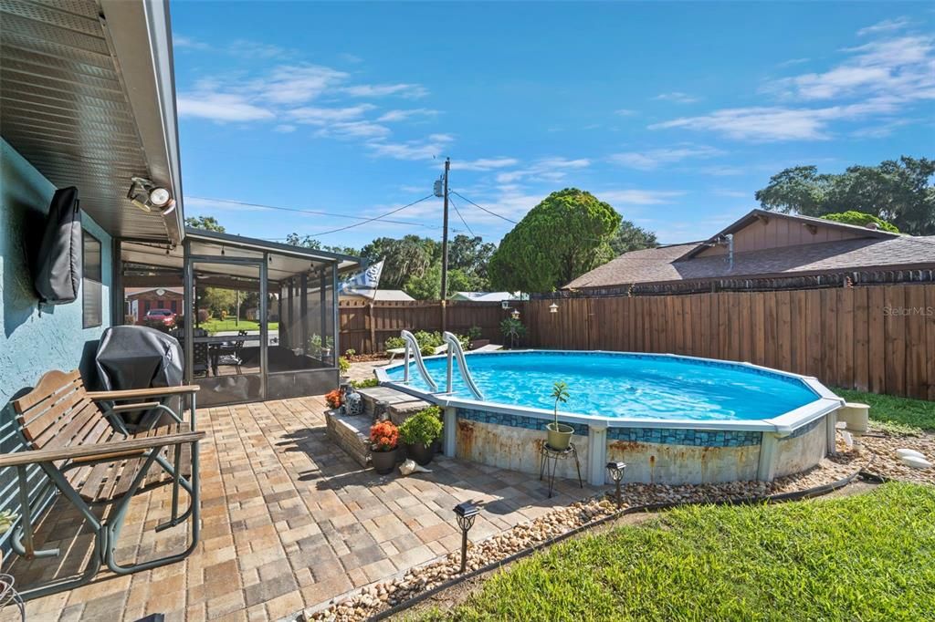 For Sale: $339,000 (3 beds, 2 baths, 1916 Square Feet)