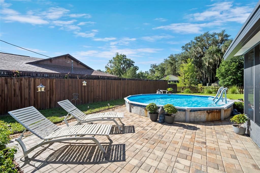 For Sale: $339,000 (3 beds, 2 baths, 1916 Square Feet)