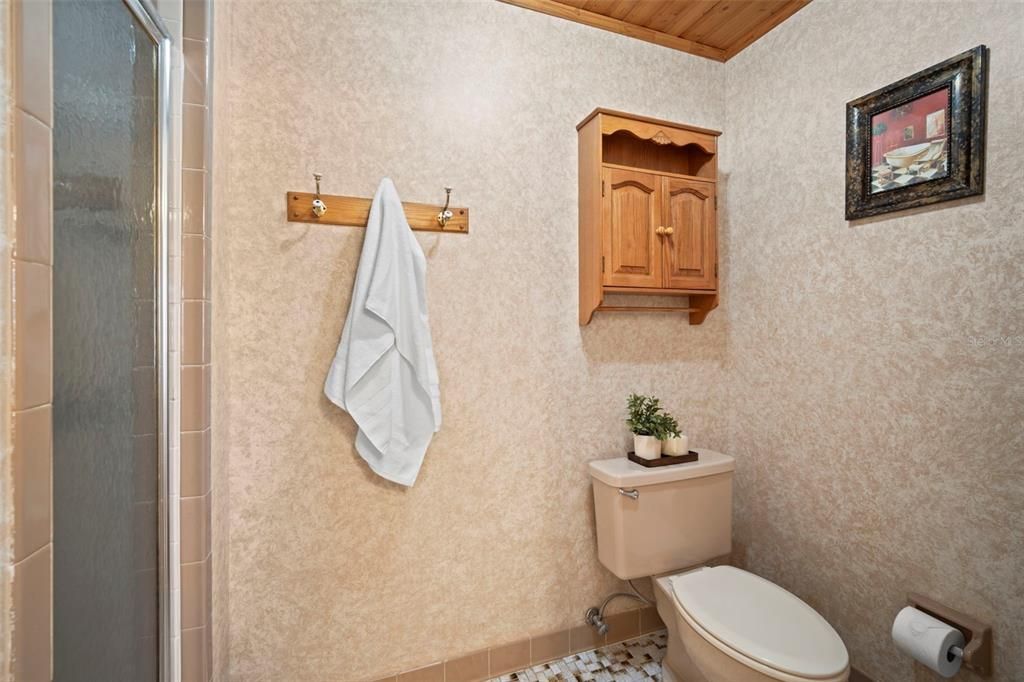 For Sale: $339,000 (3 beds, 2 baths, 1916 Square Feet)