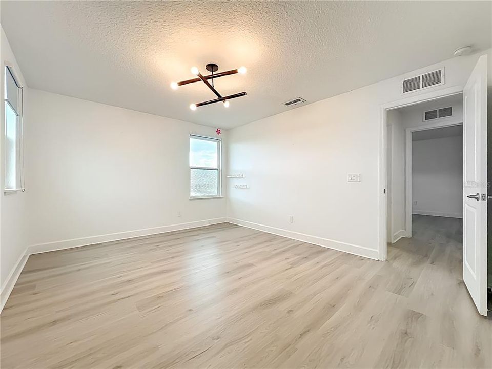 En Renta: $3,475 (4 camas, 3 baños, 3123 Pies cuadrados)