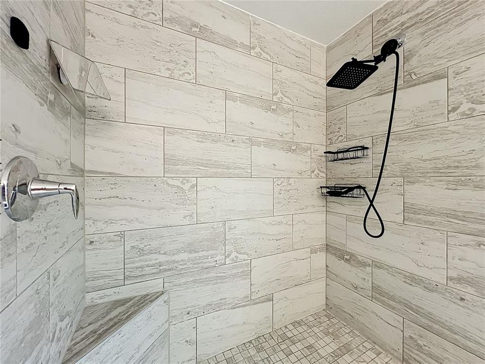 En Renta: $3,475 (4 camas, 3 baños, 3123 Pies cuadrados)