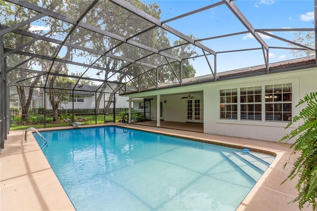 For Sale: $795,000 (5 beds, 3 baths, 3062 Square Feet)