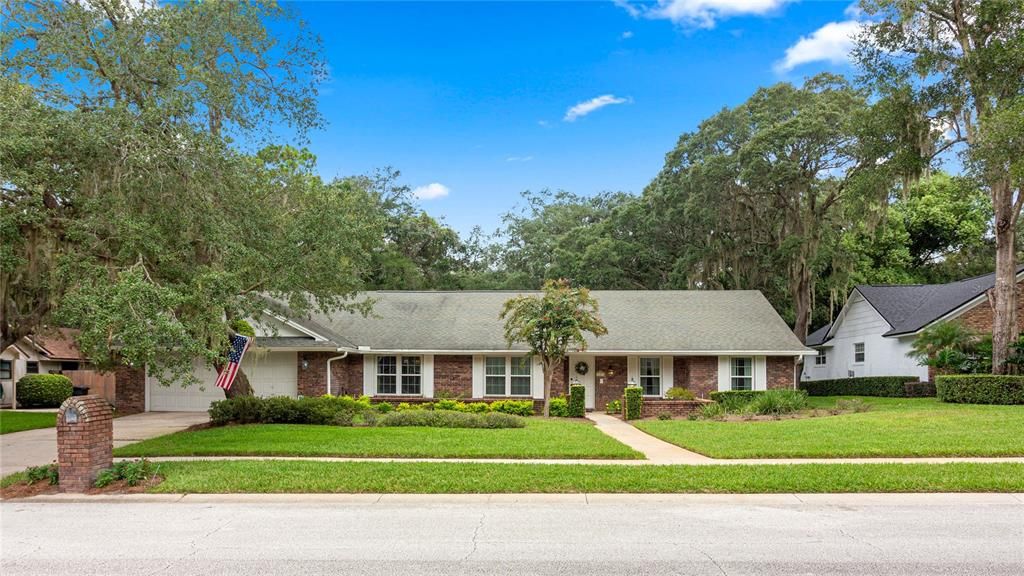 For Sale: $795,000 (5 beds, 3 baths, 3062 Square Feet)