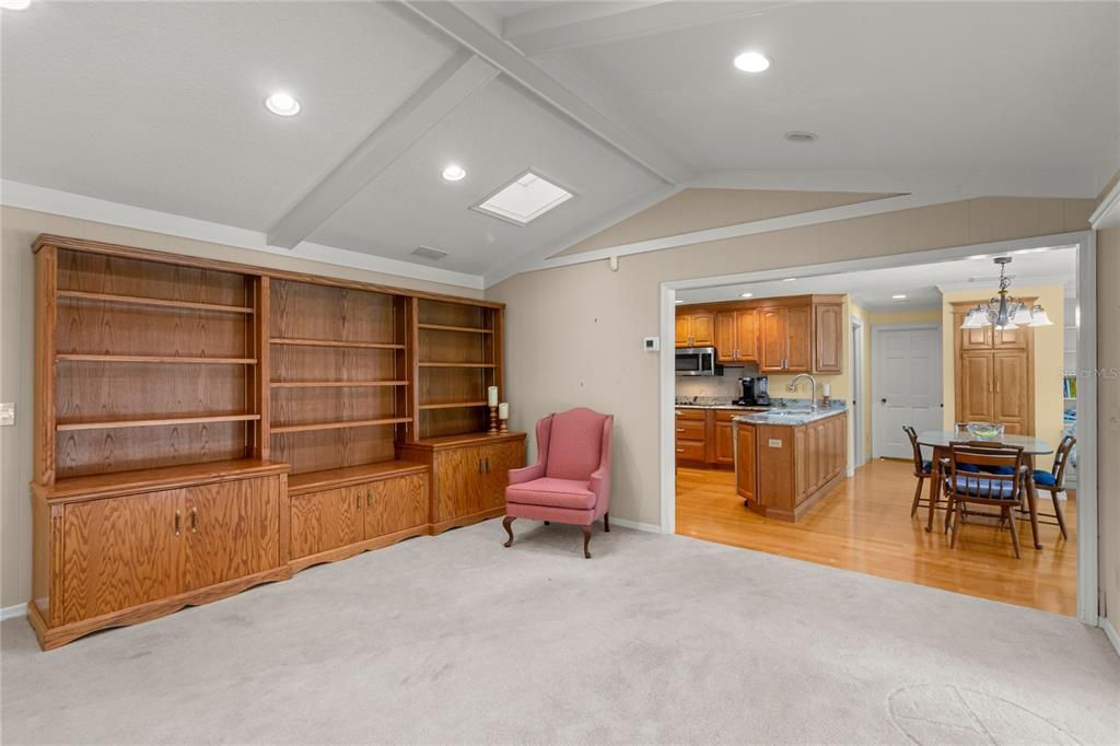 For Sale: $795,000 (5 beds, 3 baths, 3062 Square Feet)