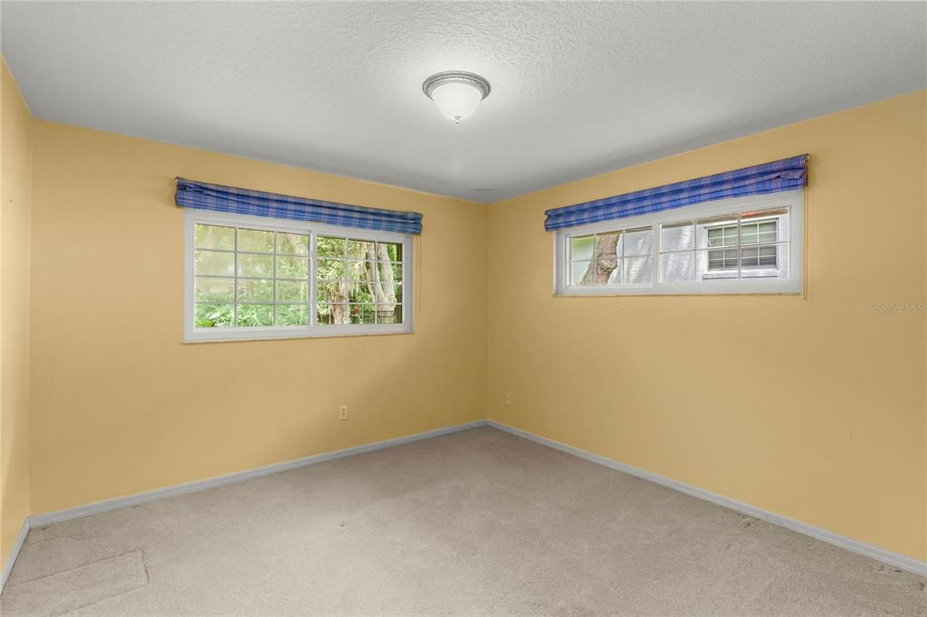 For Sale: $795,000 (5 beds, 3 baths, 3062 Square Feet)