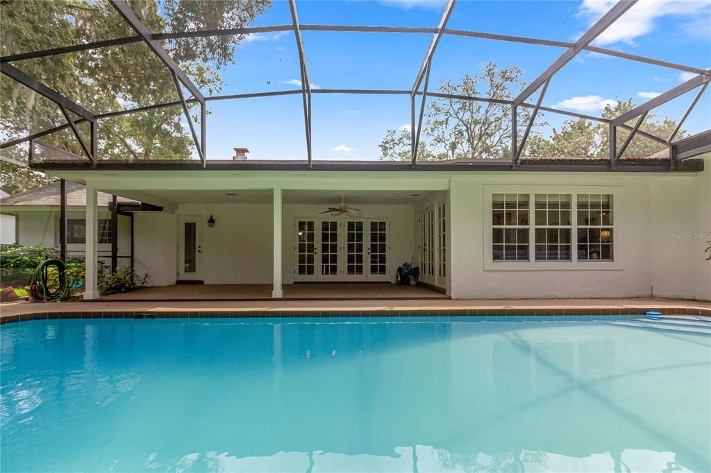 For Sale: $795,000 (5 beds, 3 baths, 3062 Square Feet)
