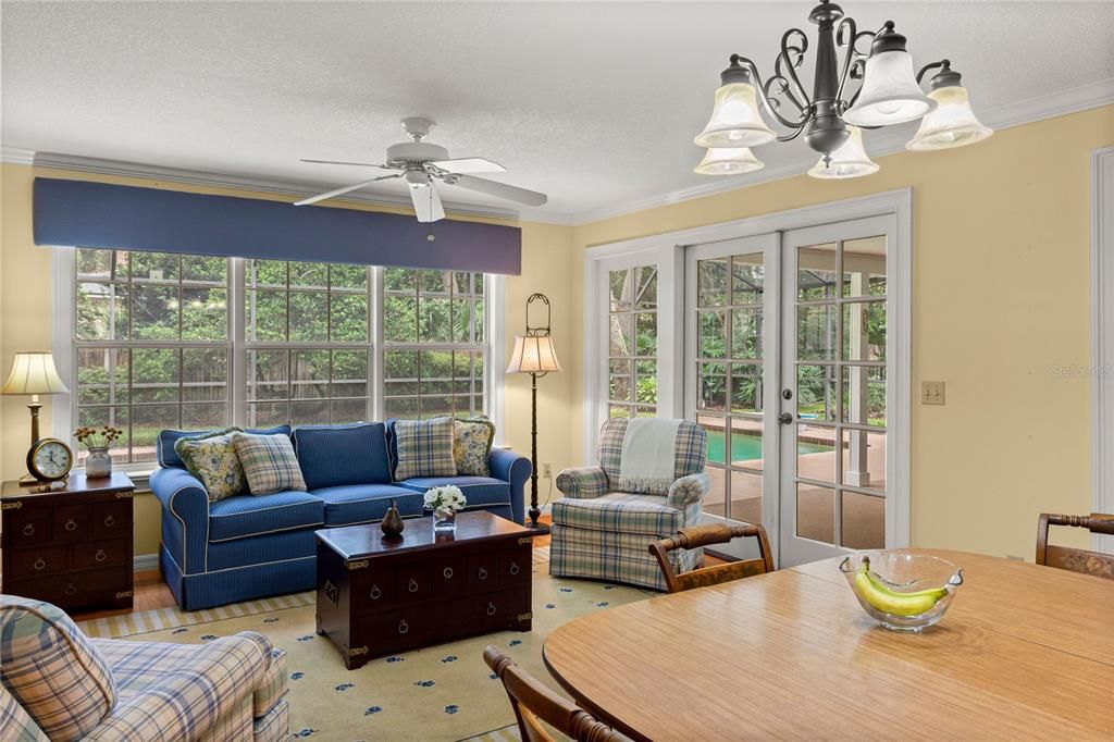 For Sale: $795,000 (5 beds, 3 baths, 3062 Square Feet)