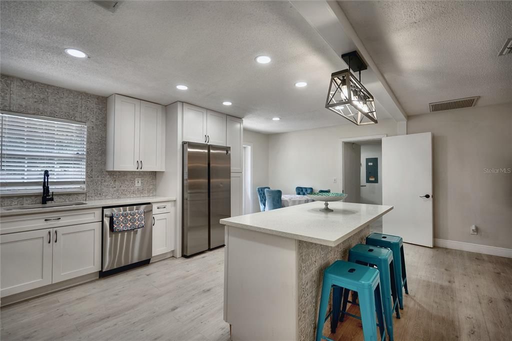 For Sale: $424,000 (4 beds, 2 baths, 1378 Square Feet)