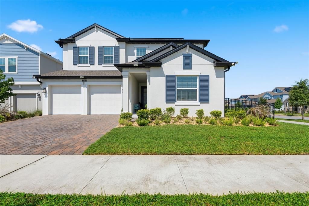 For Sale: $930,000 (5 beds, 3 baths, 3654 Square Feet)