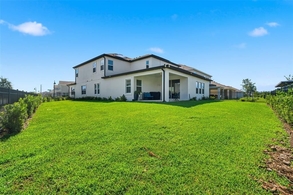 For Sale: $930,000 (5 beds, 3 baths, 3654 Square Feet)