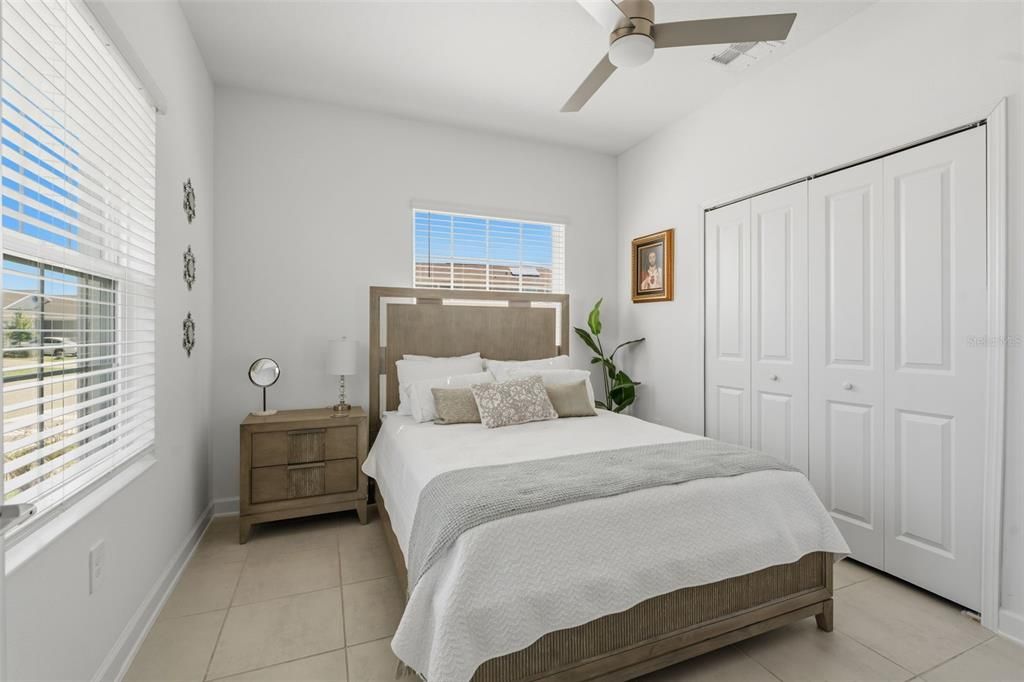 For Sale: $930,000 (5 beds, 3 baths, 3654 Square Feet)
