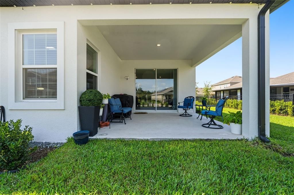 For Sale: $930,000 (5 beds, 3 baths, 3654 Square Feet)