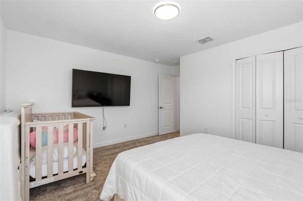 For Sale: $930,000 (5 beds, 3 baths, 3654 Square Feet)
