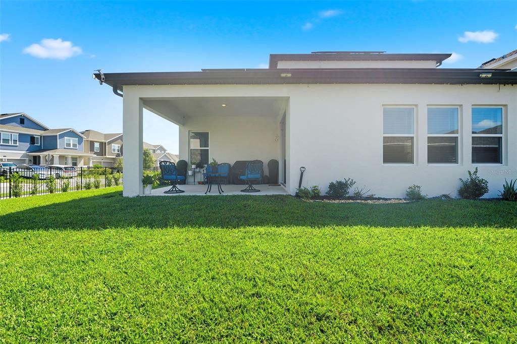For Sale: $930,000 (5 beds, 3 baths, 3654 Square Feet)