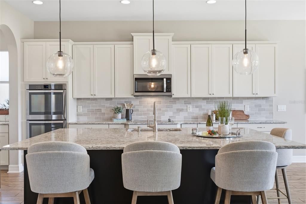 For Sale: $749,900 (5 beds, 4 baths, 4069 Square Feet)