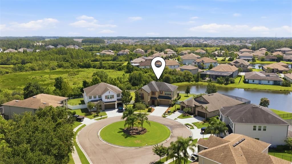 For Sale: $749,900 (5 beds, 4 baths, 4069 Square Feet)