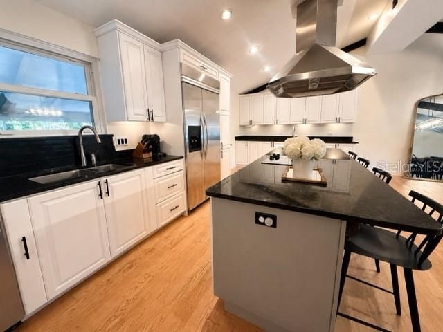 For Sale: $484,900 (3 beds, 2 baths, 2304 Square Feet)