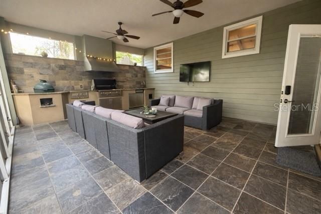 For Sale: $484,900 (3 beds, 2 baths, 2304 Square Feet)