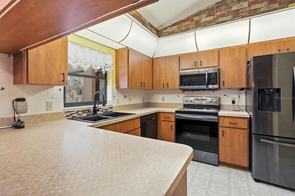 En Venta: $280,000 (3 camas, 2 baños, 1578 Pies cuadrados)